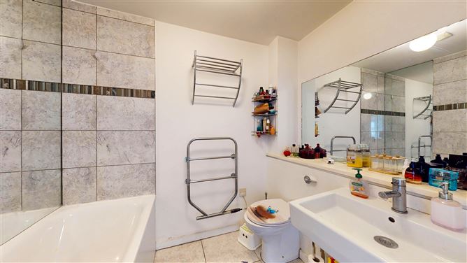 Apartment 25, Compass Court South, Royal Canal Park, Dublin 15, Dublin