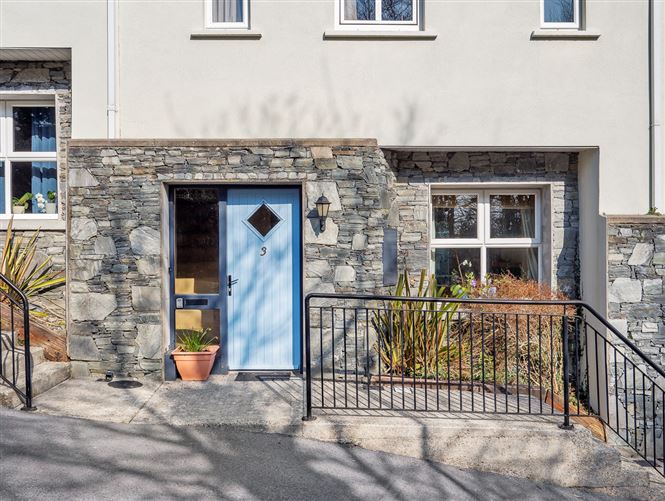 Main image for 3 John d'Arcy Court, Church Hill, Clifden, Galway