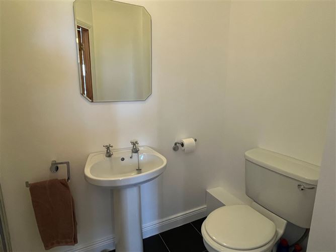71 Kylemore, School House Road, Castletroy, Limerick