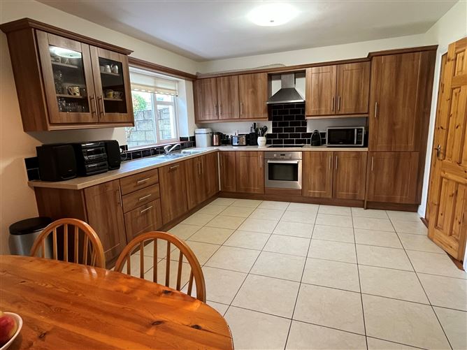 71 Kylemore, School House Road, Castletroy, Limerick