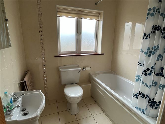 71 Kylemore, School House Road, Castletroy, Limerick