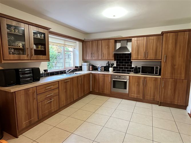 71 Kylemore, School House Road, Castletroy, Limerick