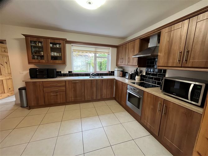 71 Kylemore, School House Road, Castletroy, Limerick