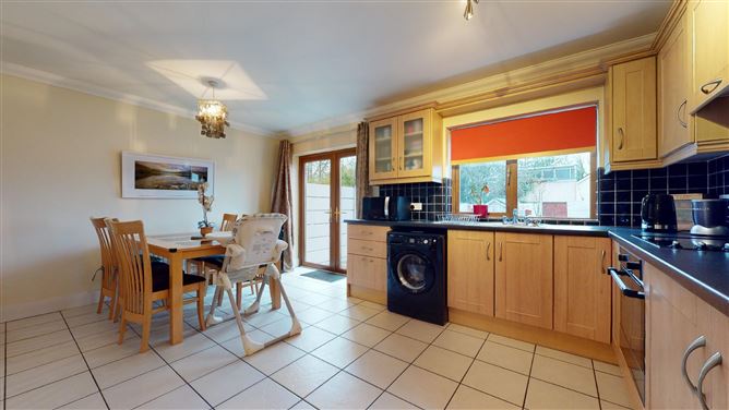 13 Dunbeag, Newport Road, Castlebar, Co. Mayo