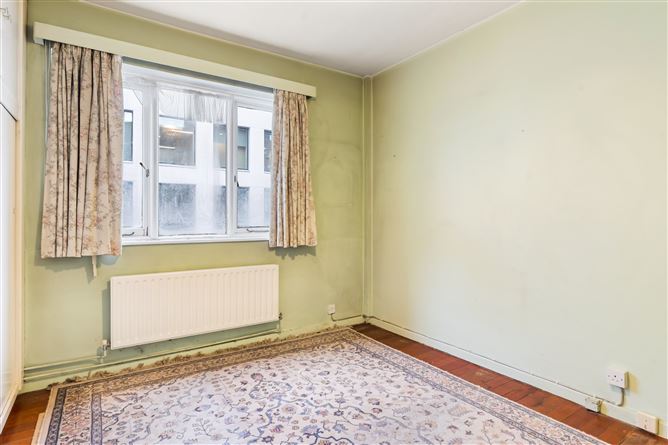 34 Court Apartments, Wilton Place, Dublin 2