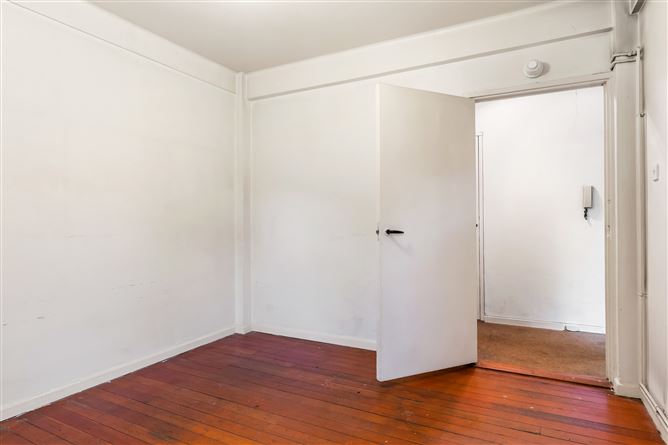 34 Court Apartments, Wilton Place, Dublin 2
