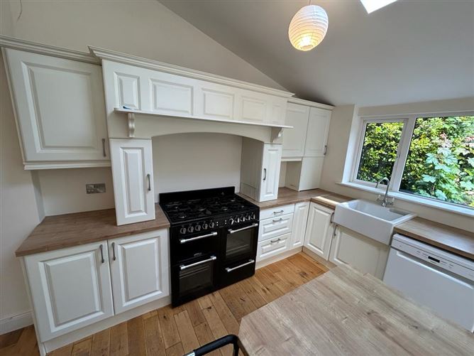 Tullamoy, 5 Bishopstown Avenue West, Model Farm Road, Cork City