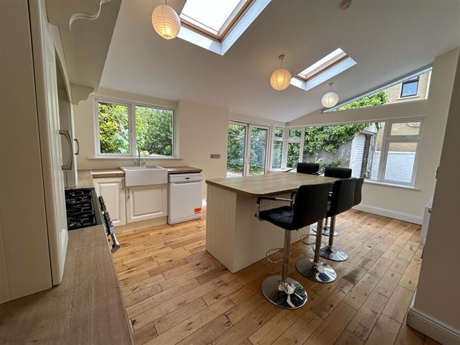 Tullamoy, 5 Bishopstown Avenue West, Model Farm Road, Cork City