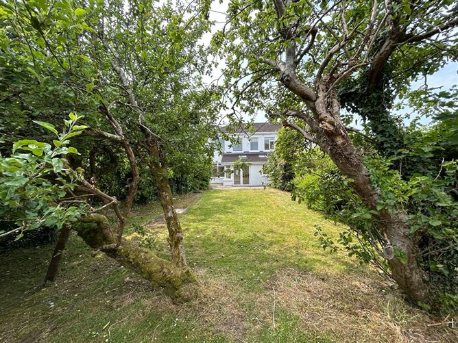 Tullamoy, 5 Bishopstown Avenue West, Model Farm Road, Cork City