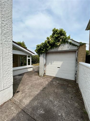 Tullamoy, 5 Bishopstown Avenue West, Model Farm Road, Cork City