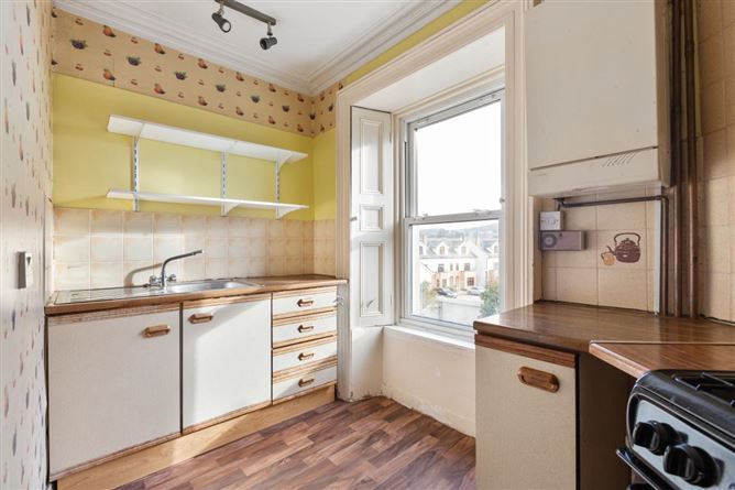 7 Breffni Terrace , Sandycove, Dublin