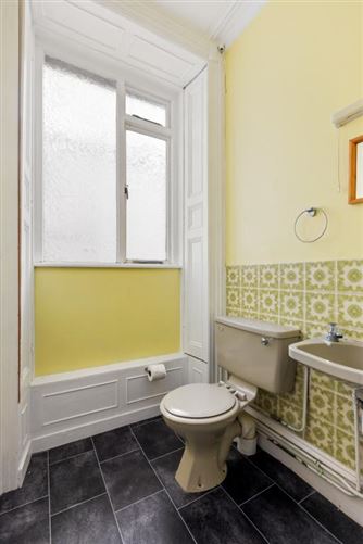 7 Breffni Terrace , Sandycove, Dublin