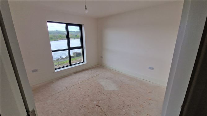 38 The Waters Edge, Church Road, Carrigaline, Cork