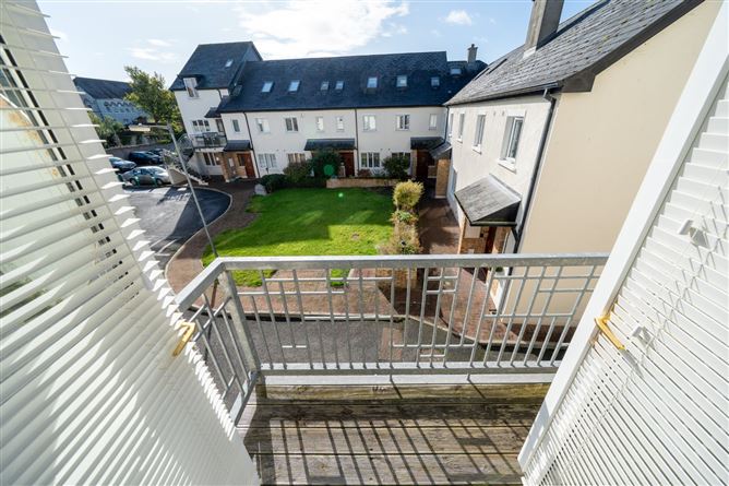 6 Anville Place, Anvil Court, New Street, Longford Town