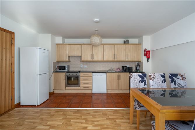 6 Anville Place, Anvil Court, New Street, Longford Town