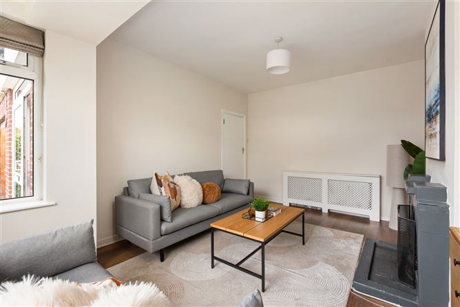 17 Woodbine Park, Blackrock, Dublin