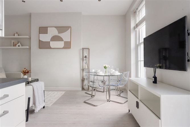 Vanilla & Parchment,London,Greater London,United Kingdom