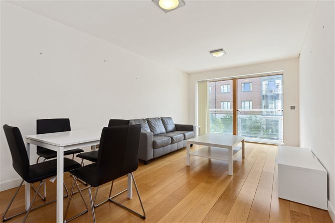 8 Alexandra Walk, Adelaide Square, Dublin 8