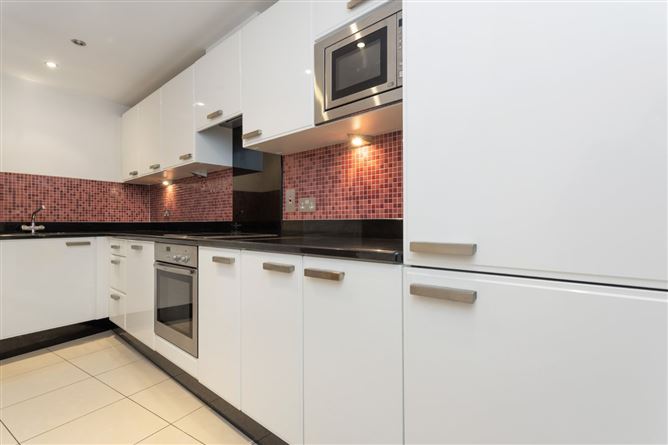 8 Alexandra Walk, Adelaide Square, Dublin 8