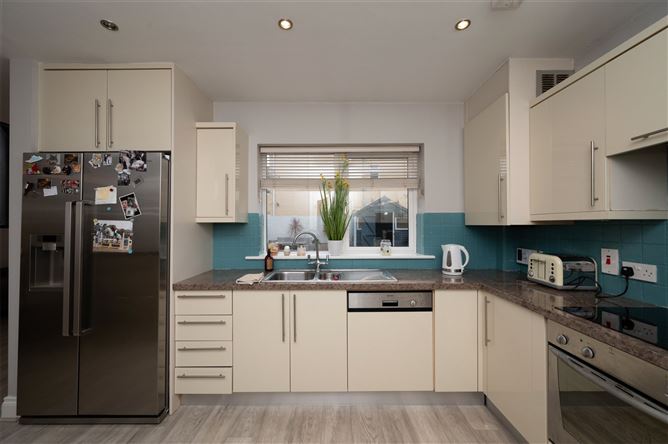 8 Manor Avenue, Grange Manor, Ovens, Co. Cork
