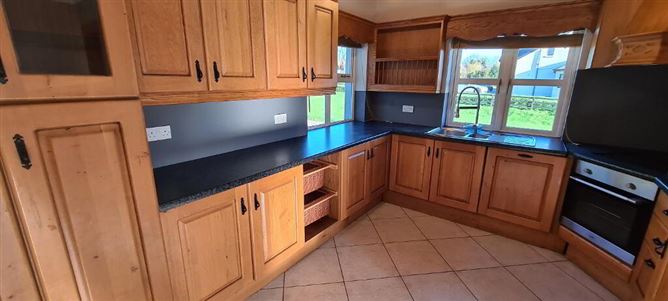 Cornaroy, Drumshanbo, Carrick-On-Shannon, Leitrim