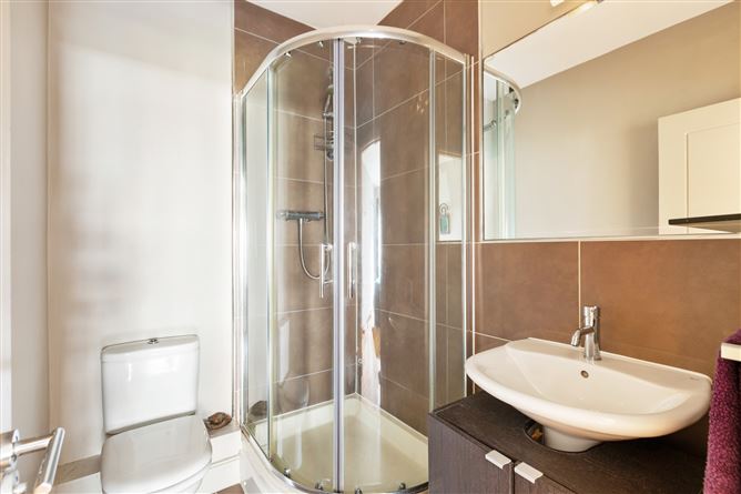 11 The Sycamore, Elmfield, Leopardstown, Dublin 18