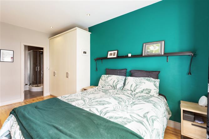 11 The Sycamore, Elmfield, Leopardstown, Dublin 18