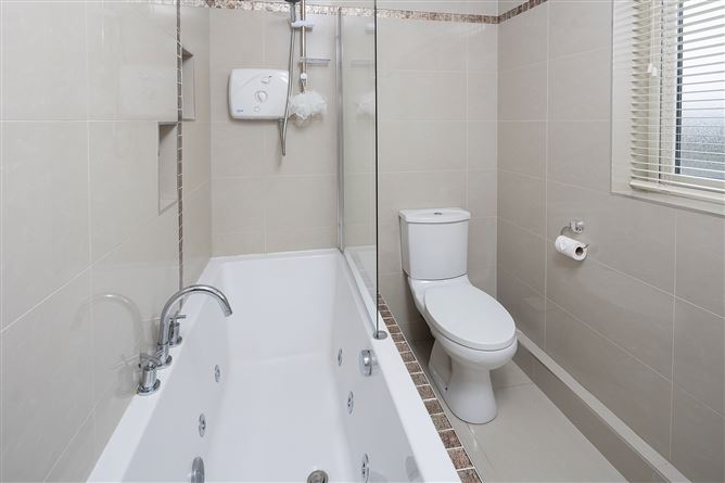 Wheatley Hills, 27 Broomfield Village, Midleton, Cork