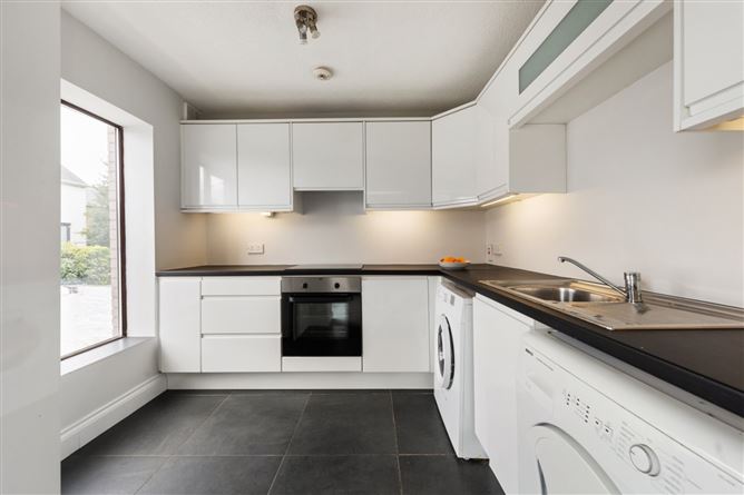 4 Booterstown Court, 126 Rock Road, Booterstown, Co. Dublin
