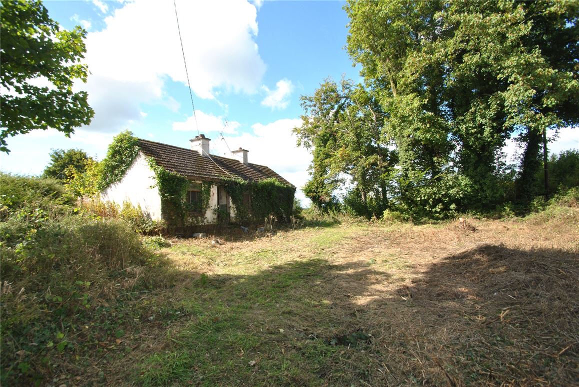 Approx 1.09 Acres & Cottage, Montevideo Road, (Clybanane), Roscrea, Co. Tipperary
