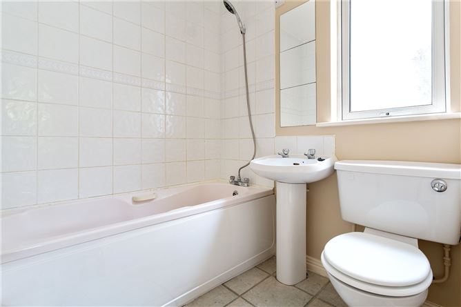 24 Deerhaven Avenue, Clonee, Dublin 15