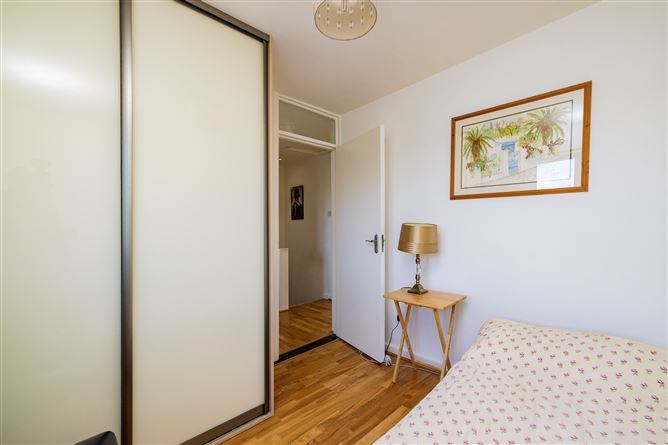 36 Rosemount Estate, Dundrum, Dublin 14