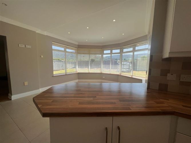 6 Bothar Bui, Omeath, Louth