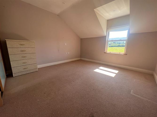 6 Bothar Bui, Omeath, Louth