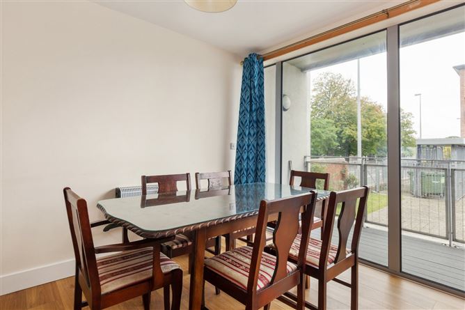 98 Forest Wood Avenue, Santry Avenue, Dublin 9