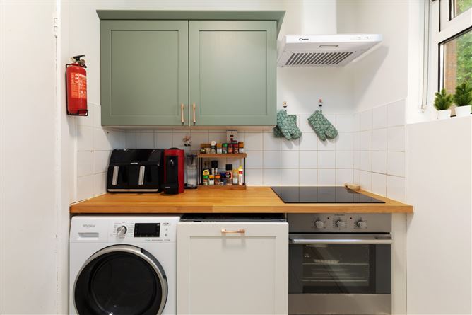 Photo 6 of 9 — Apartment 4, Claremont Court, Sandymount, Dublin 4