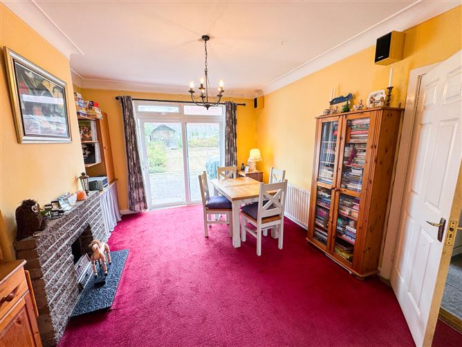 1 Oakdale Drive, Off Johnstown Road, Cabinteely, Dublin 18