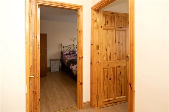 Warren House, Canal Road, Johnstown, Co. Kilkenny