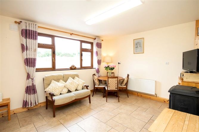 Warren House, Canal Road, Johnstown, Co. Kilkenny