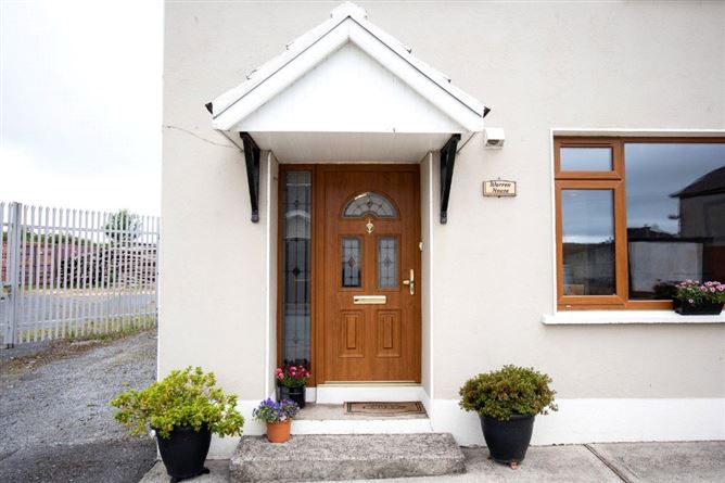 Warren House, Canal Road, Johnstown, Co. Kilkenny