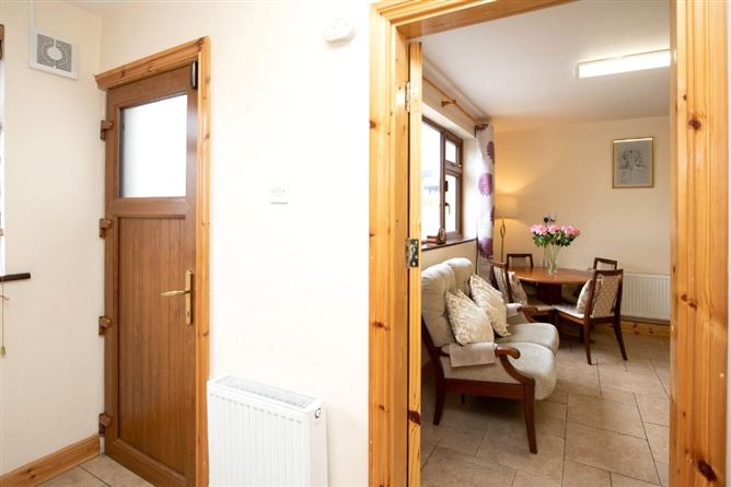 Warren House, Canal Road, Johnstown, Co. Kilkenny