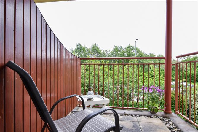 7 Binsin, Western Distributor Road, Knocknacarra, Galway