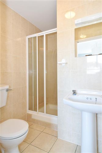 7 Binsin, Western Distributor Road, Knocknacarra, Galway