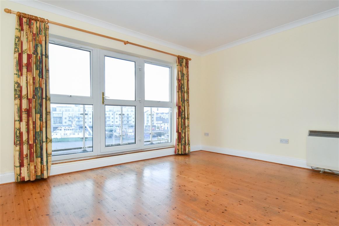 47 Ce Na Mara, Bothar Na Long, The Docks, Galway City