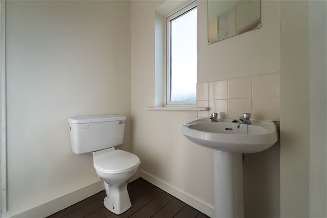 306a Glenview Lawns, Tallaght,   Dublin 24