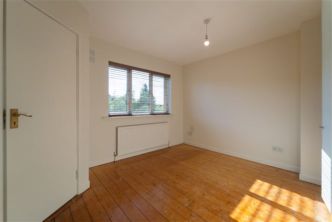 306a Glenview Lawns, Tallaght,   Dublin 24