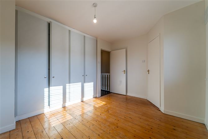 306a Glenview Lawns, Tallaght,   Dublin 24