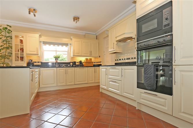 3 The Cloisters, Revington Crescent, North Circular Road, Limerick