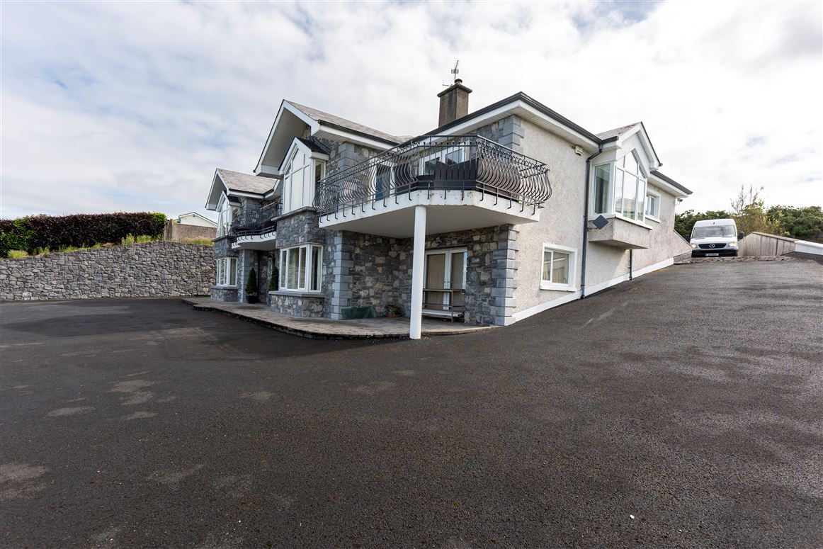1 Castlecourt, Brickhill East, Cratloe, Clare 1 Castlecourt, Brickhill East, Cratloe, Clare