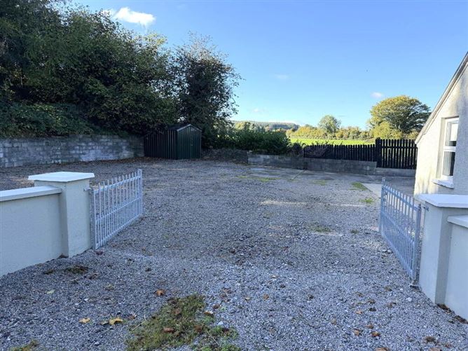 Photo 2 of 14 — Nutgrove Cottage, Portlaoise, Laois